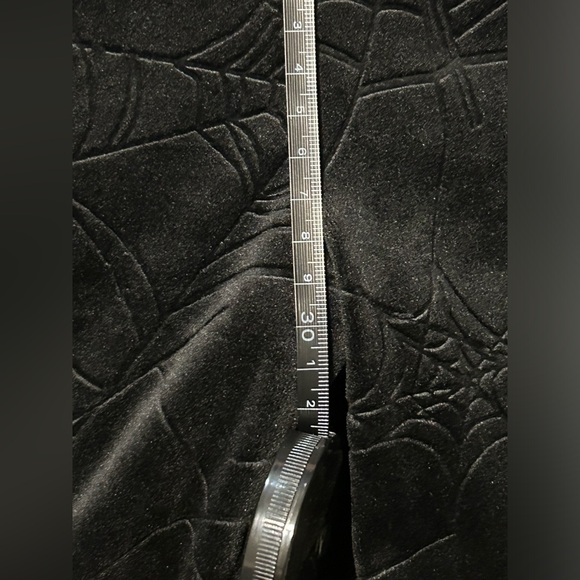 Killstar Velvet Matching Set: Eternal Sleeper Vest & Lulluspider Flares - Picture 9 of 11